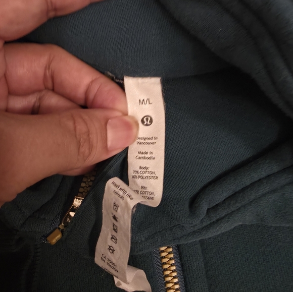 Lululemon - Picture 4 of 4